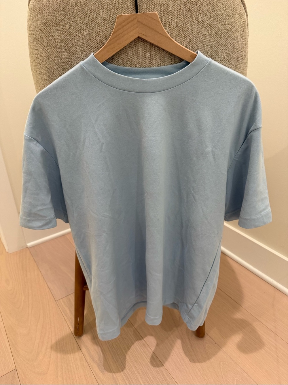 Hollister Cooling Tee Boxy Fit Light Blue T-Shirt Size Medium